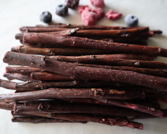 Baked Flavored Apple Sticks Mixed Berries